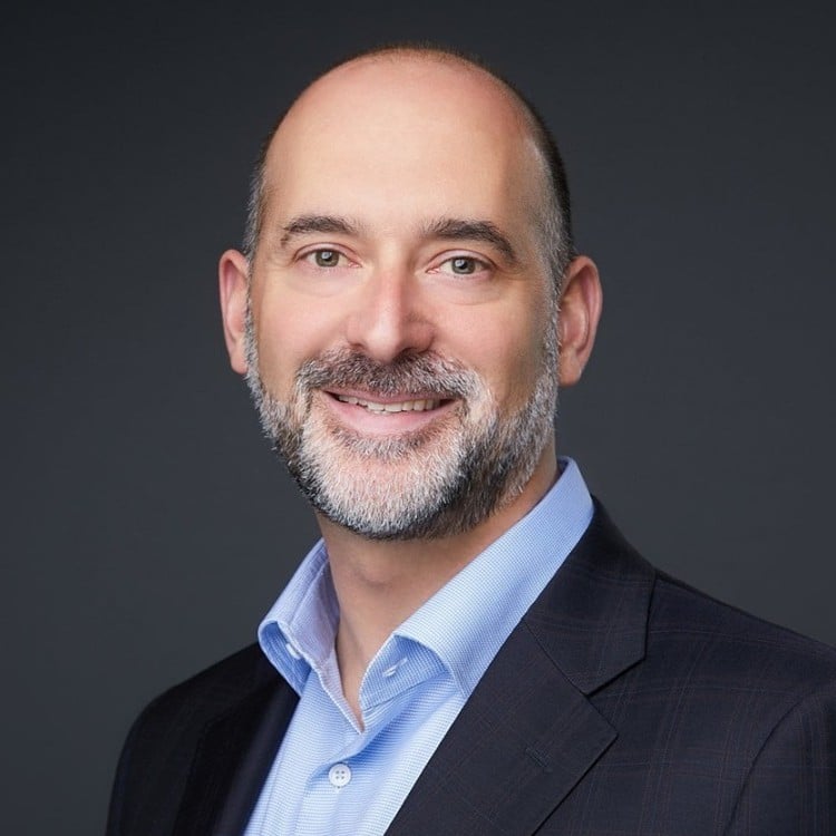 Aaron Moscoe headshot