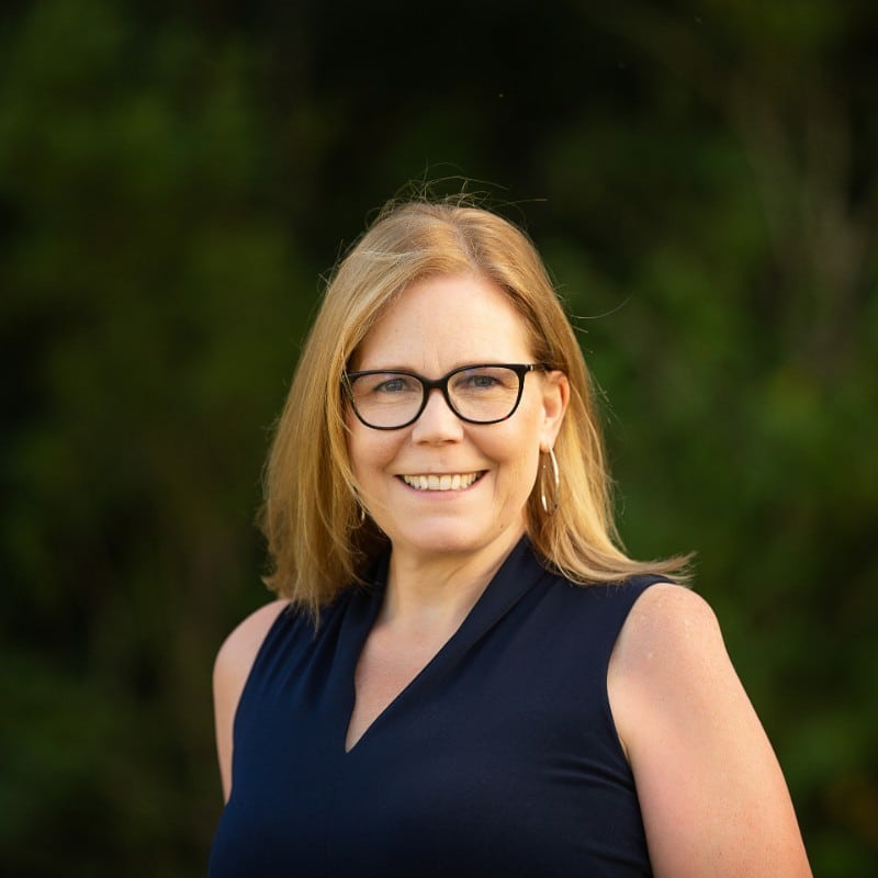 Tara Milburn headshot