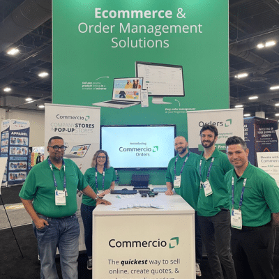 commercio team at Expo
